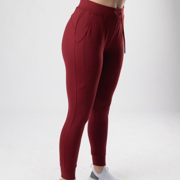 Alphalete Pro Elite Joggers Small Red - Picture 1 of 5